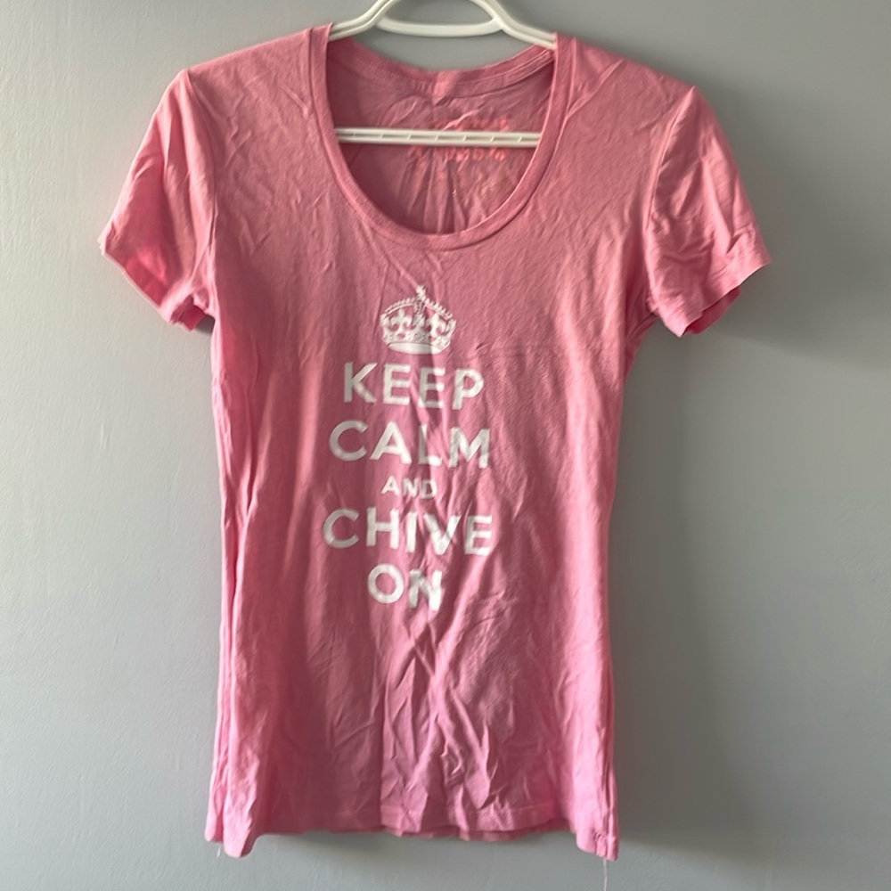 Chive pink t-shirt